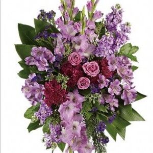 Meet your Posher, Emelia